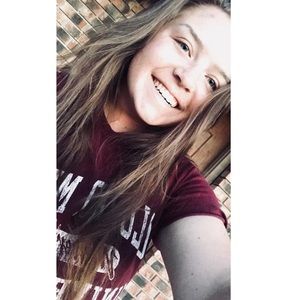 Meet your Posher, Kayleen